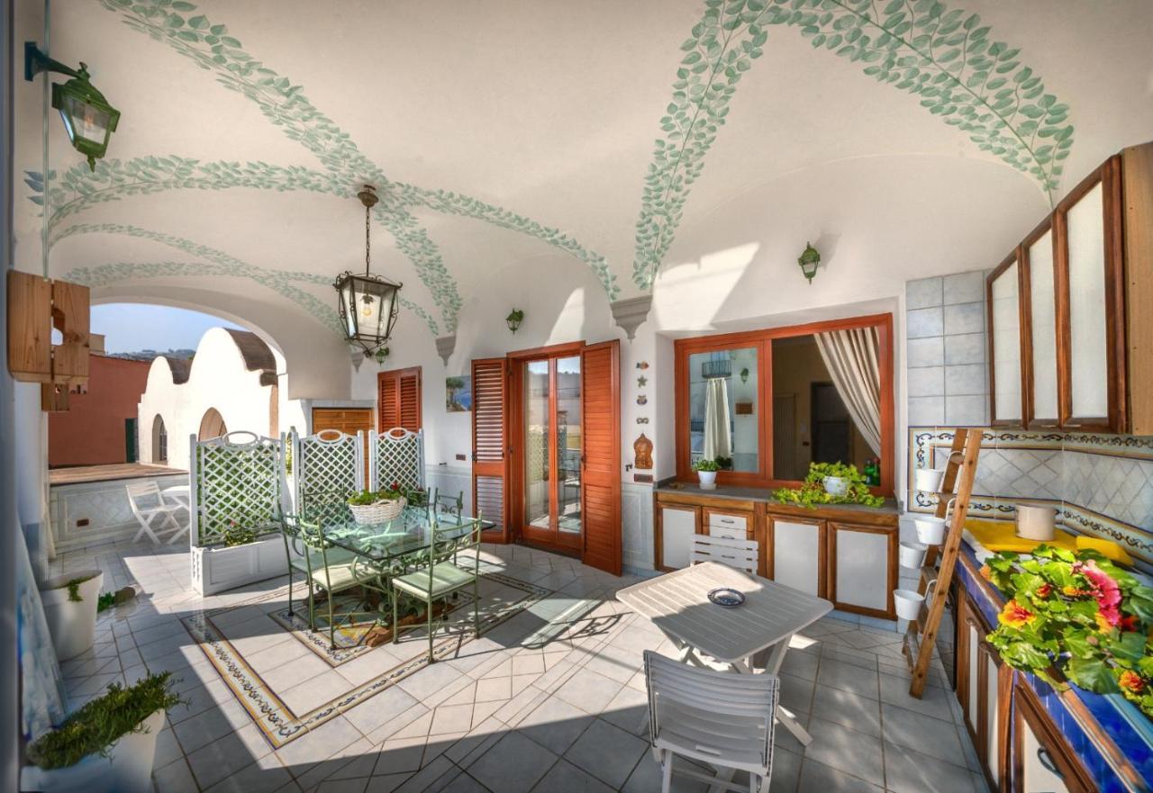 Bed and Breakfast La Finestra Sul Mare Ischia Exterior foto