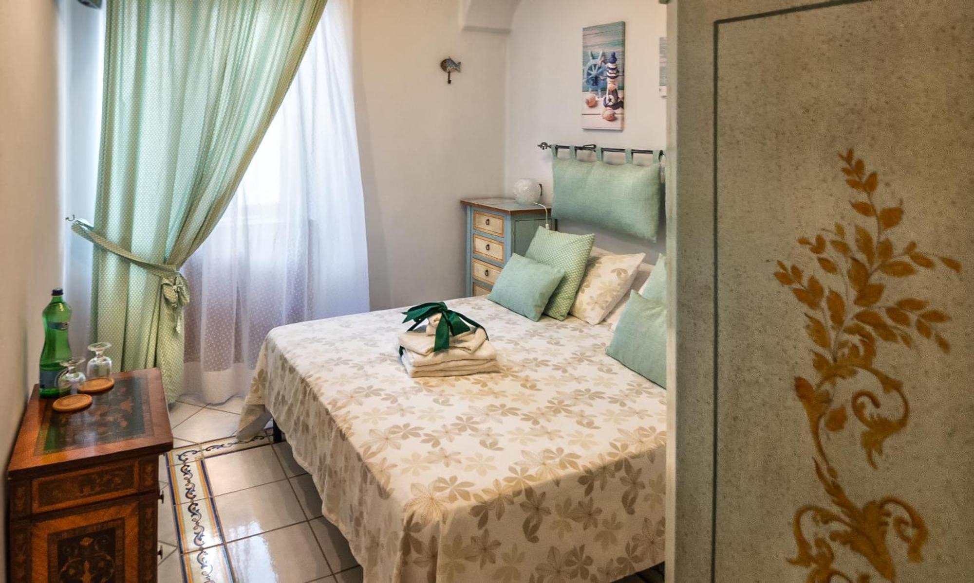Bed and Breakfast La Finestra Sul Mare Ischia Exterior foto